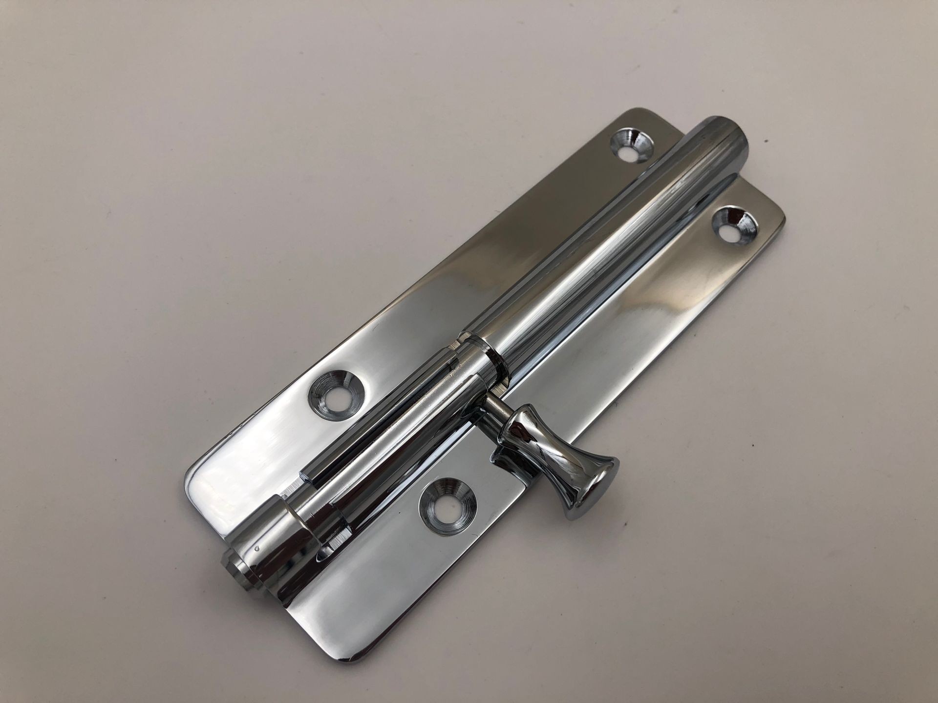 big 135mm sliding bolt