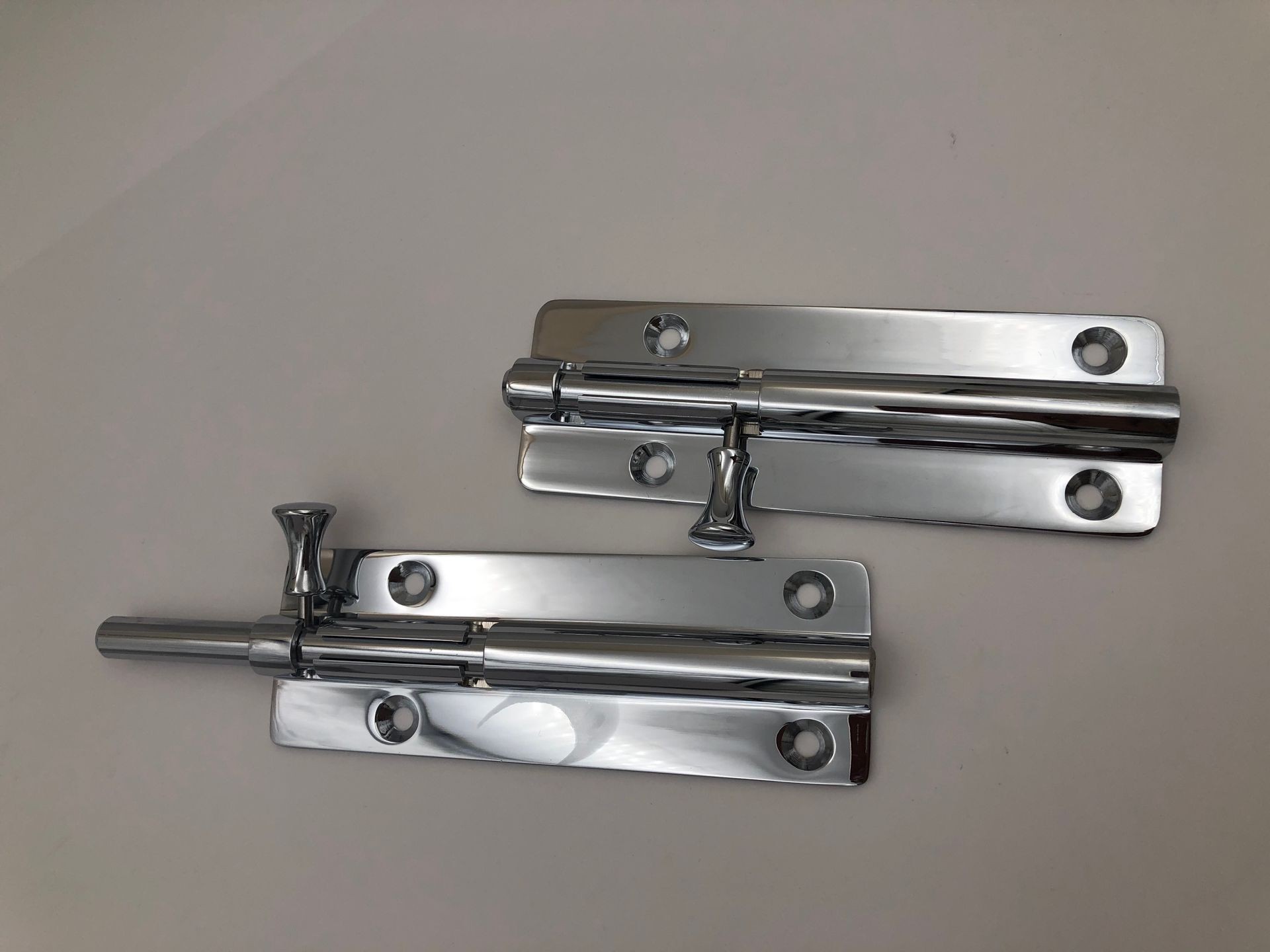 big 135mm sliding bolt