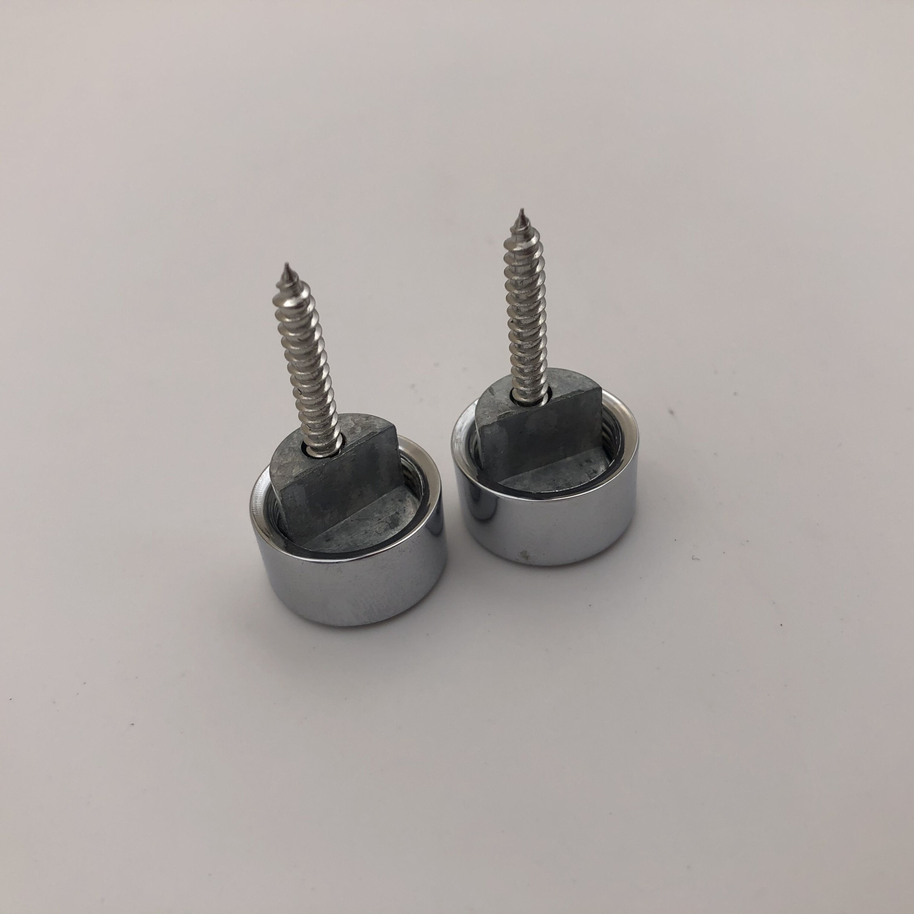 Mirror fixing hardware