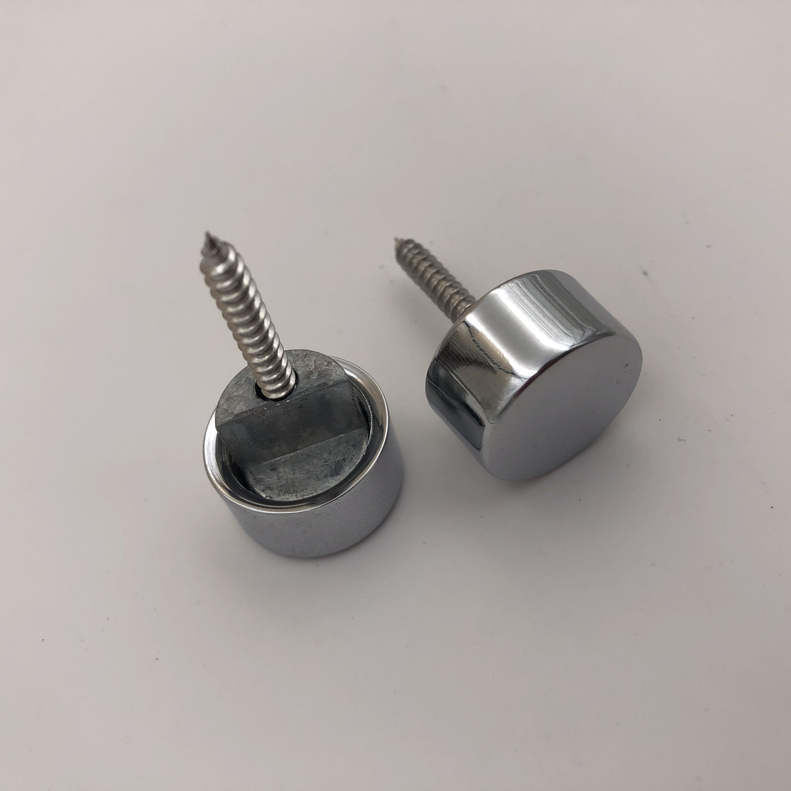Mirror fixing hardware
