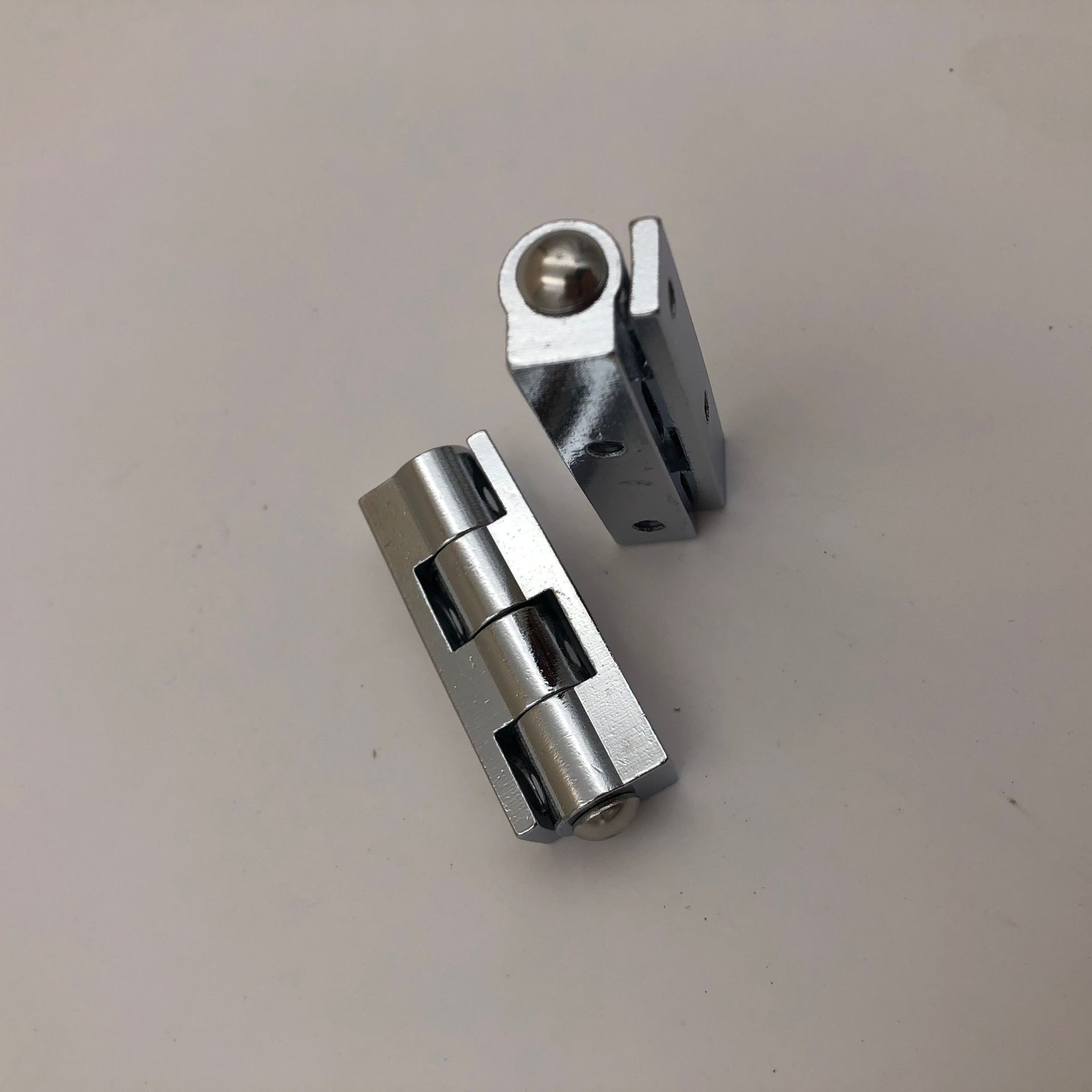 concealed hinge